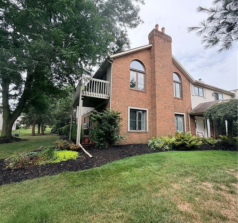 1st image of 140 Holl Rd NE