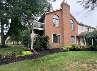 140 Holl Rd NE, North Canton, OH 44720