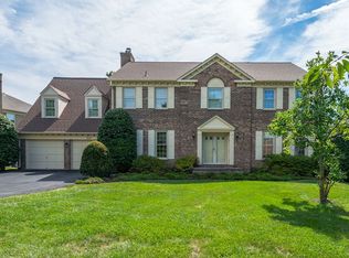 8838 Sleepy Hollow Ln, Potomac, MD 20854