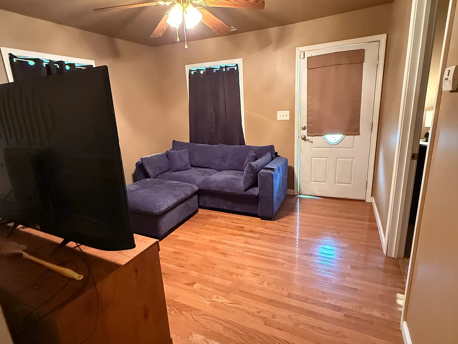 2 bed, 856 sqft, $1,350 — Photo 4