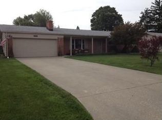 1037 Sauk Ln, Saginaw, MI 48638