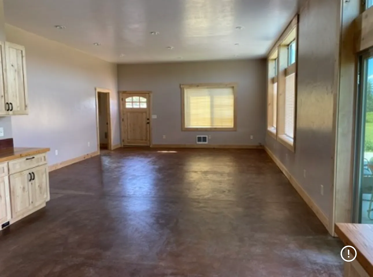 2 bed, 2.5 bath, 1500 sqft, $2,800 — Photo 2