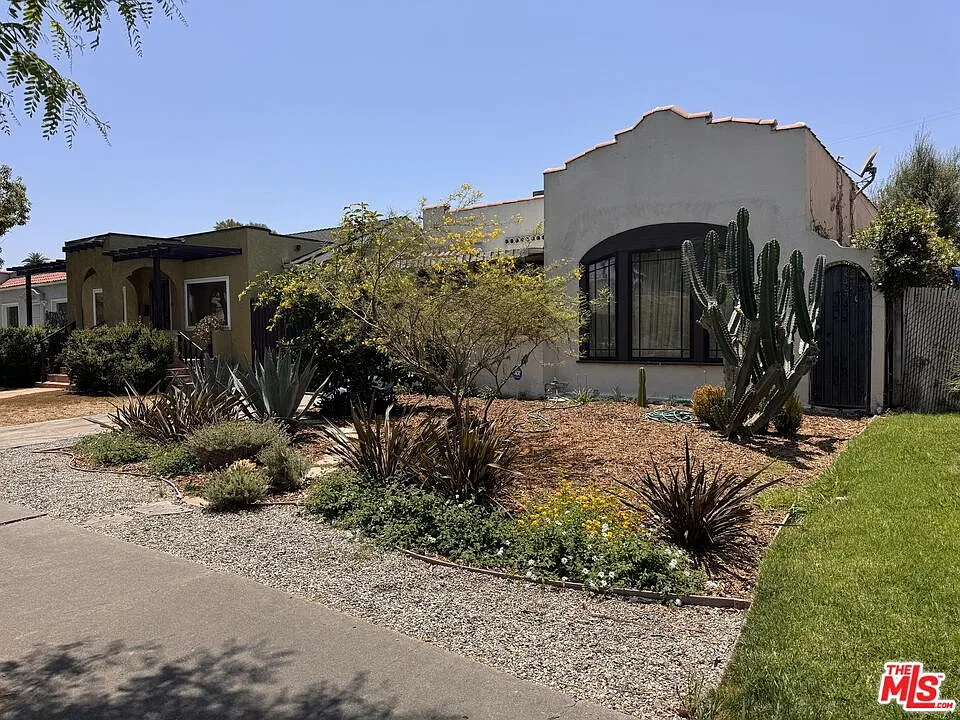 2905 Somerset Dr