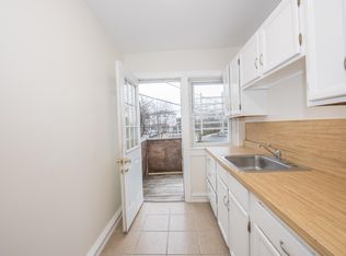 564 W Lancaster Ave #B, Haverford, PA 19041