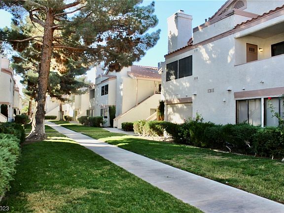 2nd image of 1311 Del Mar St #201