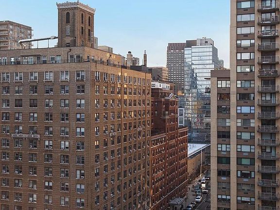 5th image of 155 W 70th St APT 14E