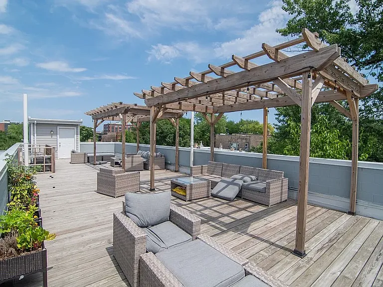 2448 N Albany Ave #3S — Photo 7