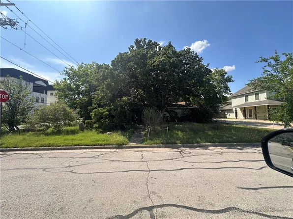 301 Fidelity St, College Station, TX 77840