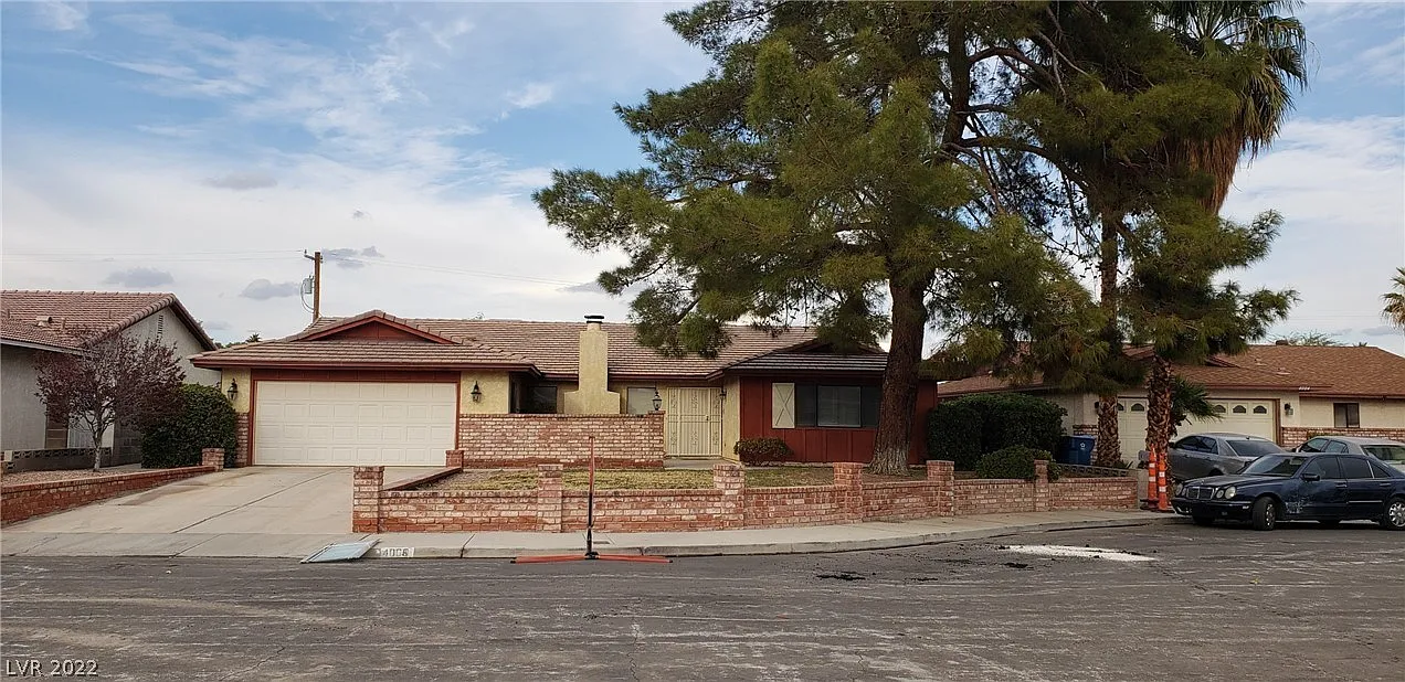7 bed, 2251 sqft, $3,700 — Photo 1