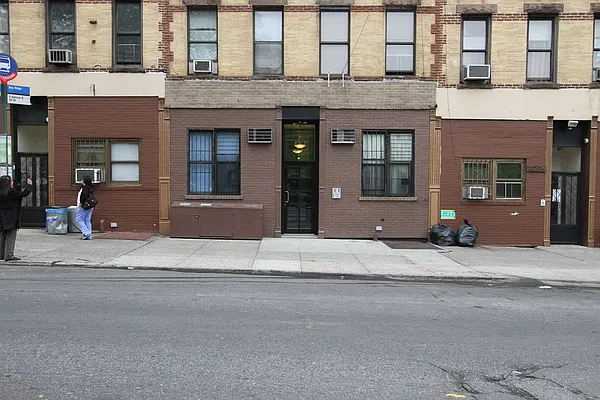 Rented by Yuco Management | media 7