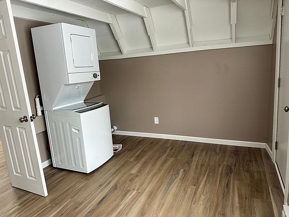 5th image of 5200 E Saint Charles Rd APT B