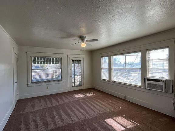 2nd image of 1583 N Van Ness Ave
