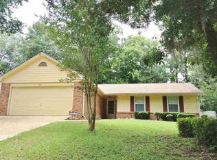 514 Stonehouse Rd, Tallahassee, FL 32301