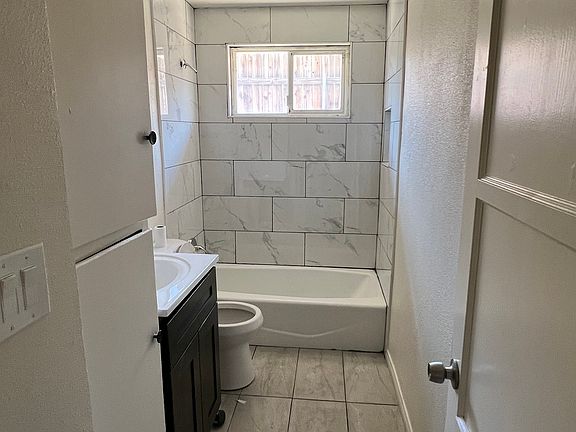2nd image of 916 E Navajo St #B