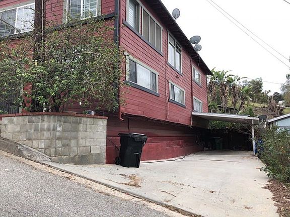 4th image of 2008 Rosebud Ave