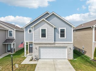 1424 Wigwam Ln, Martinsville, IN 46151