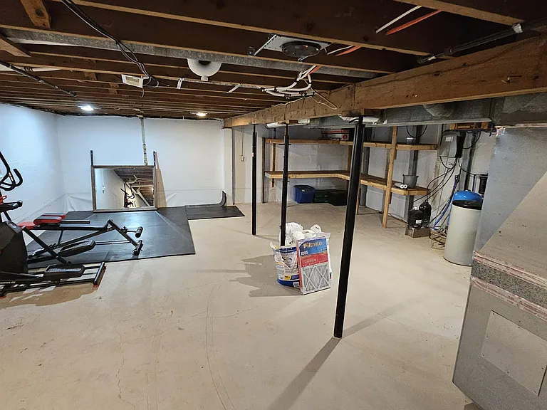 13911 Watkins Rd — Photo 33