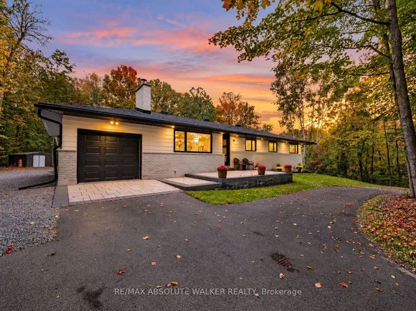 1679 Century Rd E, Ottawa, ON K0A 2E0