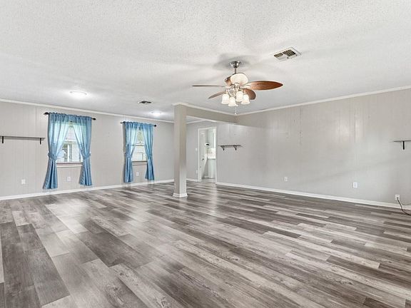 2nd image of 2921 Travis St