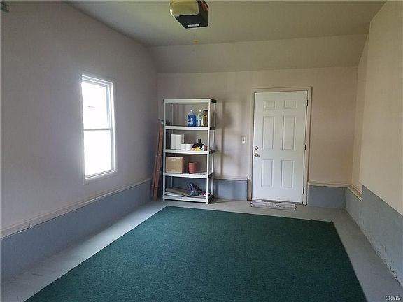4th image of 1205 W High Ter