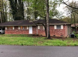 2220 Belt Rd, Knoxville, TN 37920