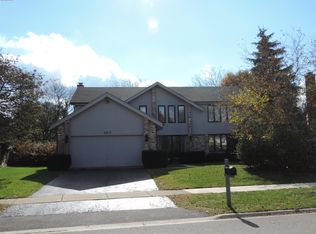 3913 Proctor Cir, Arlington Heights, IL 60004