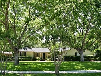 5th image of 805 N Waterview Dr