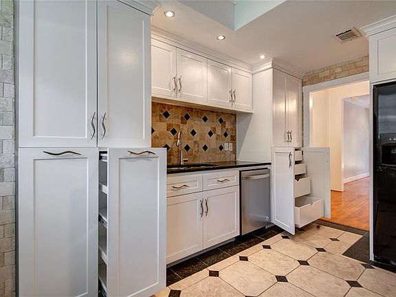2nd image of 7505 Memorial Woods Dr APT 53