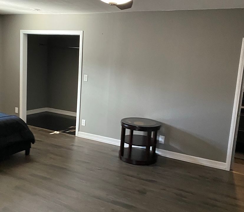 2nd image of 13109 Fairford Ave