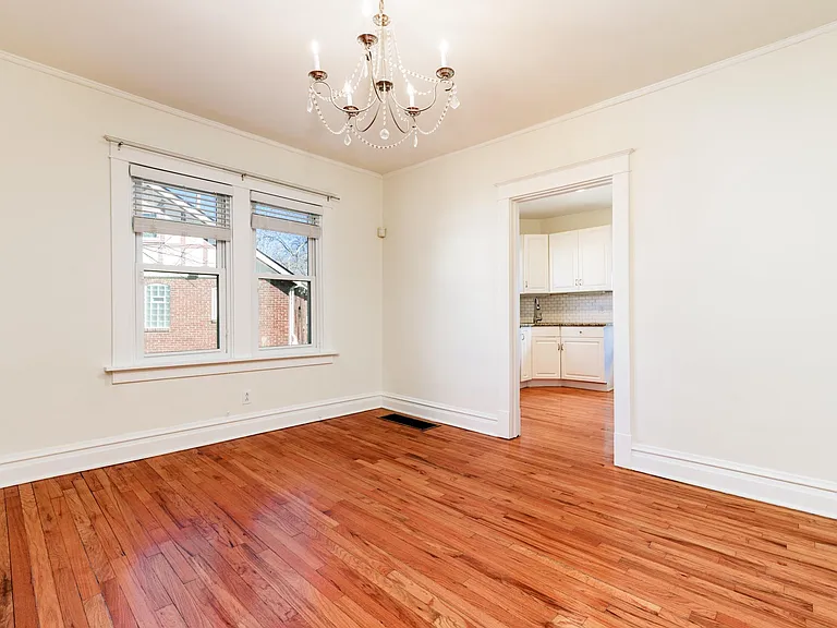 516 Goethe Ave — Photo 8