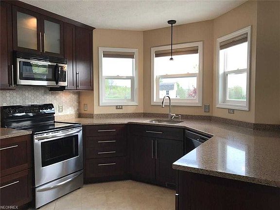 5th image of 5306 Mill Creek Dr