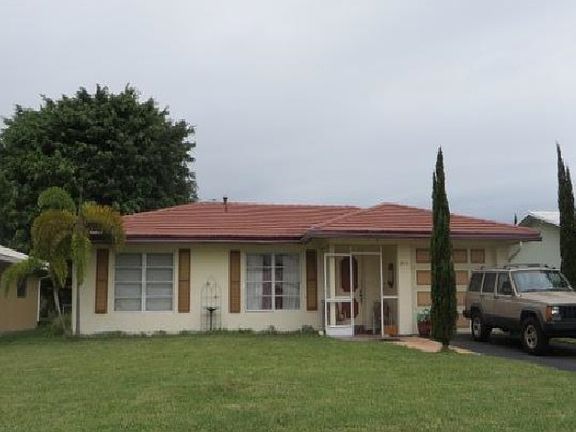 5th image of 8013 NW 105th Ave