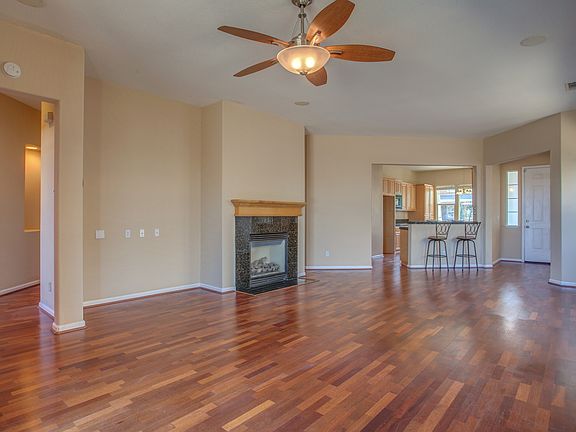 2nd image of 1609 Cherry Blossom Ln