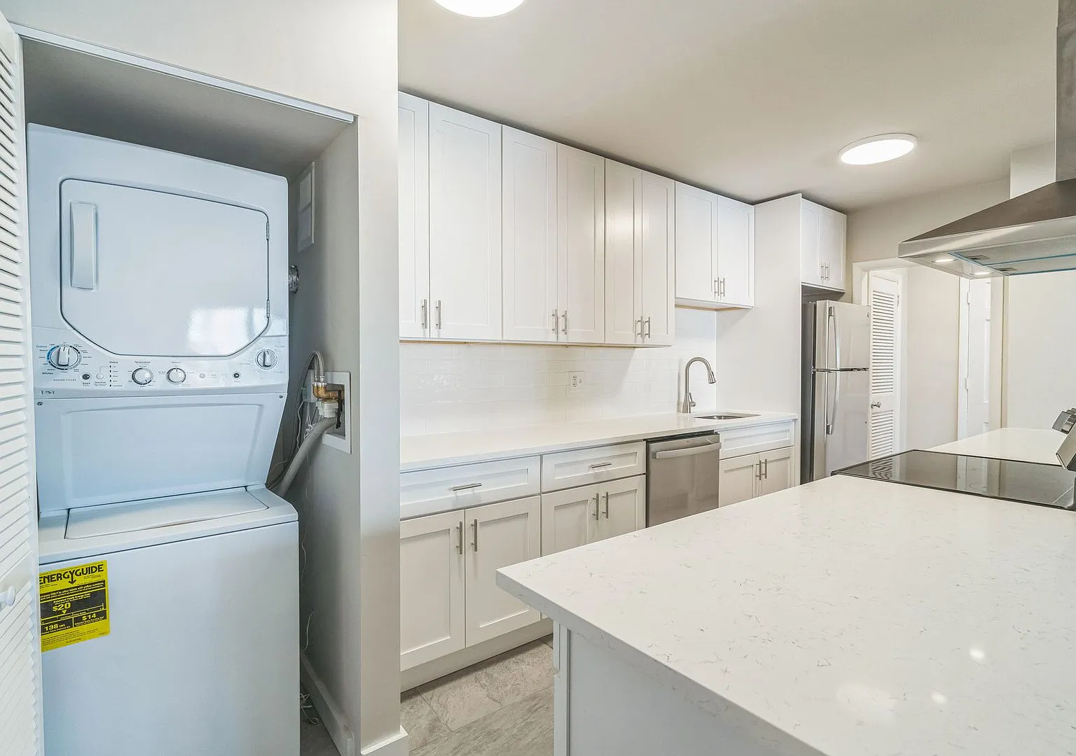 412 North Jackson Street — Photo 3