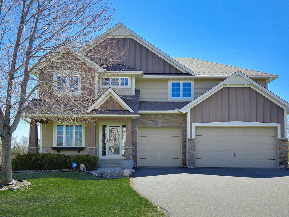 1st image of 16471 Hawk Ridge Ct NW