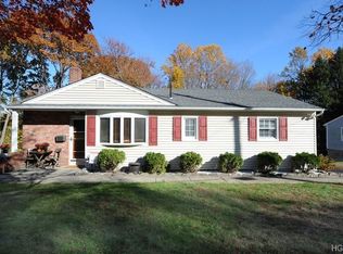 192 N Magnolia St, Pearl River, NY 10965