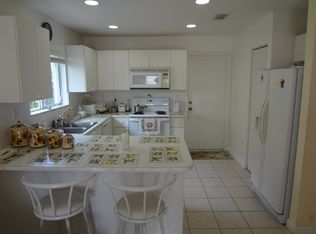 15058 SW 32nd St, Miami, FL 33185