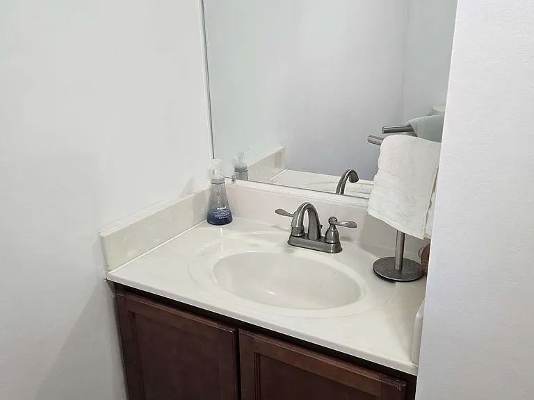 302 Park Hall S — Photo 7