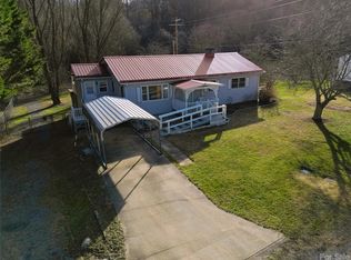 116 Elderberry Ln, Waynesville, NC 28785