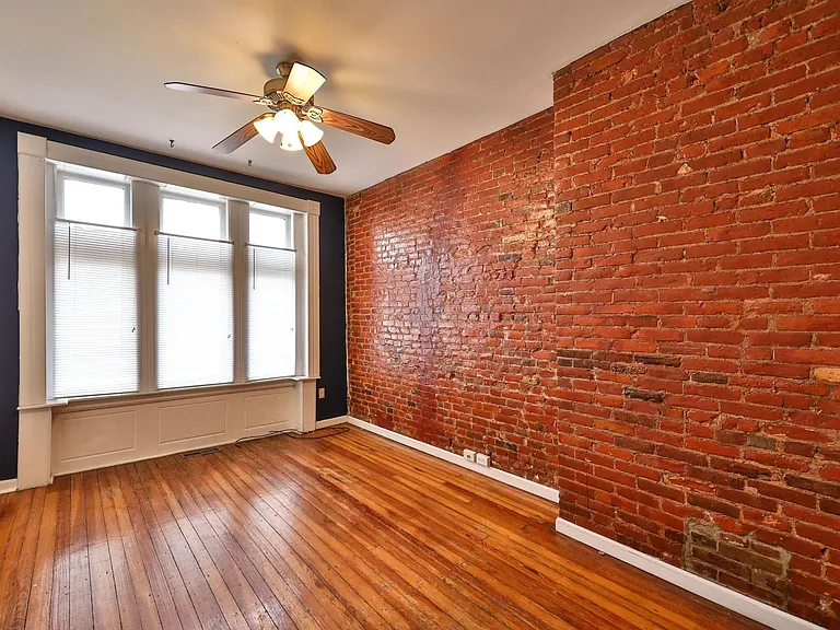 1832 W Girard Ave #1 — Photo 2