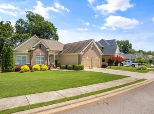 121 Braselton Farms Dr, Hoschton, GA 30548