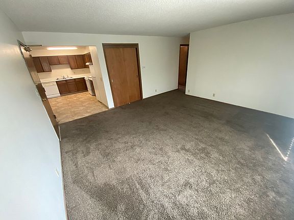3rd image of 1133 G St #9