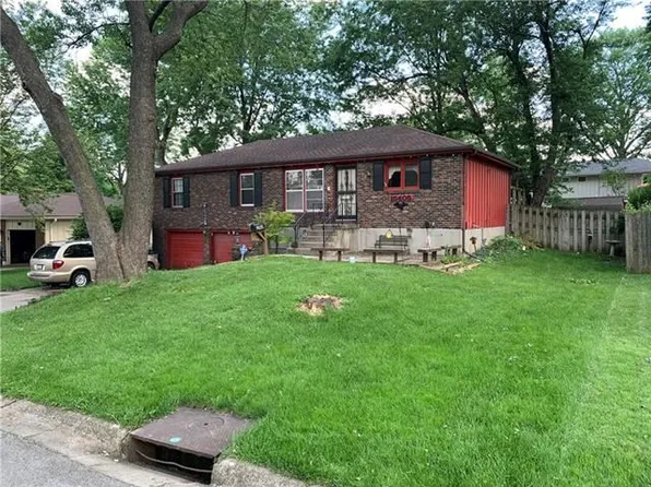 15405 E 36th St S, Independence, MO 64055