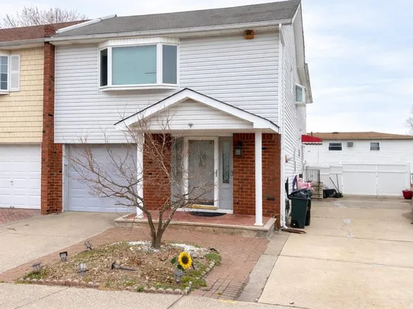 17 Alexander Ave, Staten Island, NY 10312