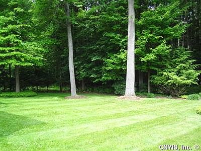 3rd image of 409 Ferndale Ln