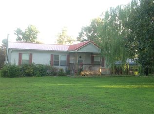 211 Cemetery Rd, Lawrenceburg, TN 38464