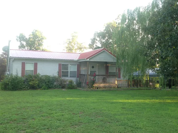 211 Cemetery Rd, Lawrenceburg, TN 38464
