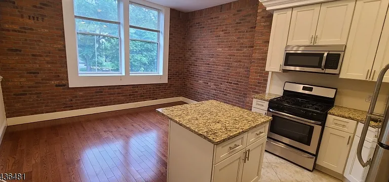 2 South St #11 — Photo 8