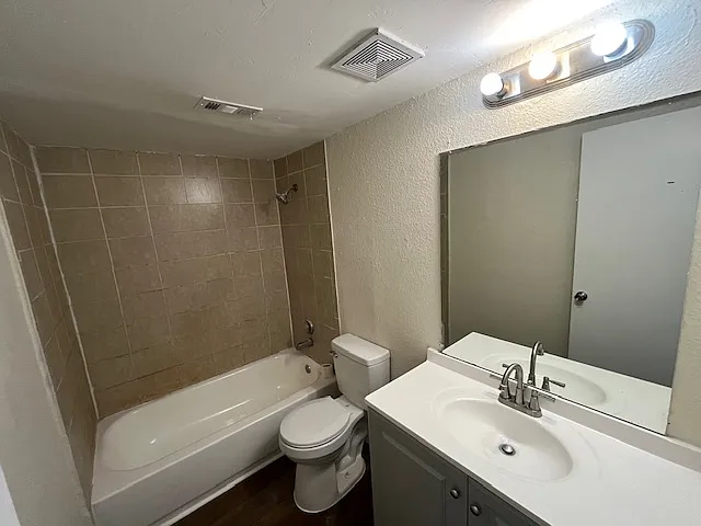 8127 Stonehurst St #5 — Photo 7