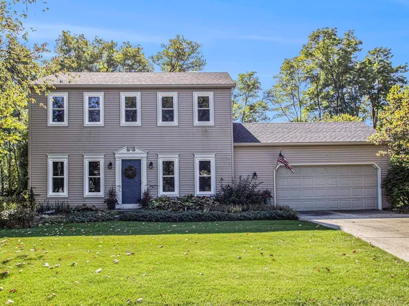 26772 Hampton Woods Dr, Elkhart, IN 46514